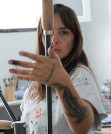 Ángela Glezal, ilustradora y grabadora canaria